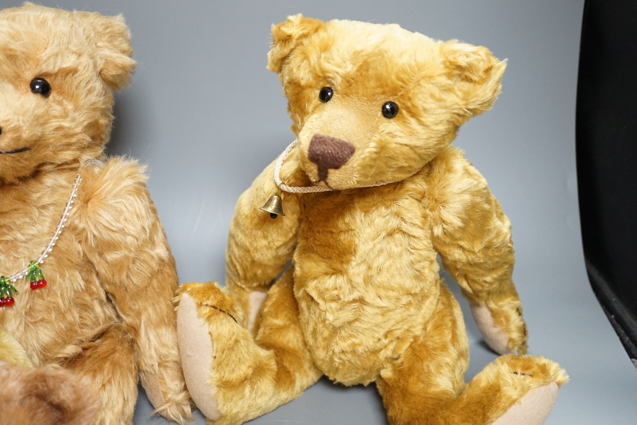 Six artist bears including Bo Bears Annabel
